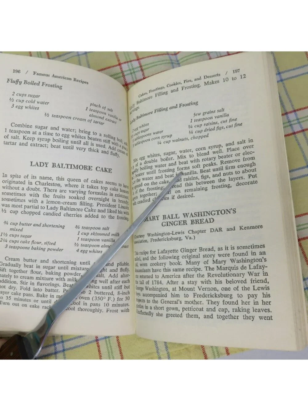 Famous American Recipes Cookbook John & Marie Roberson 1965 Collier PB 1st Ed